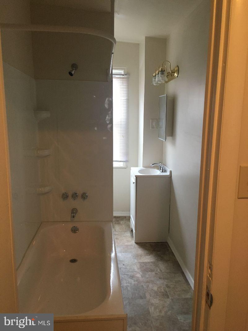 3004 West 6th Street Chester, PA 19013 - Photo 11 of 17