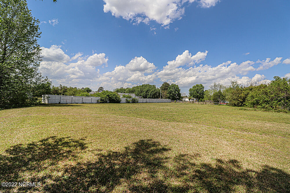 146 Red Oak Road Rocky Mount, NC 27801 - Photo 3 of 49 IMG_2367