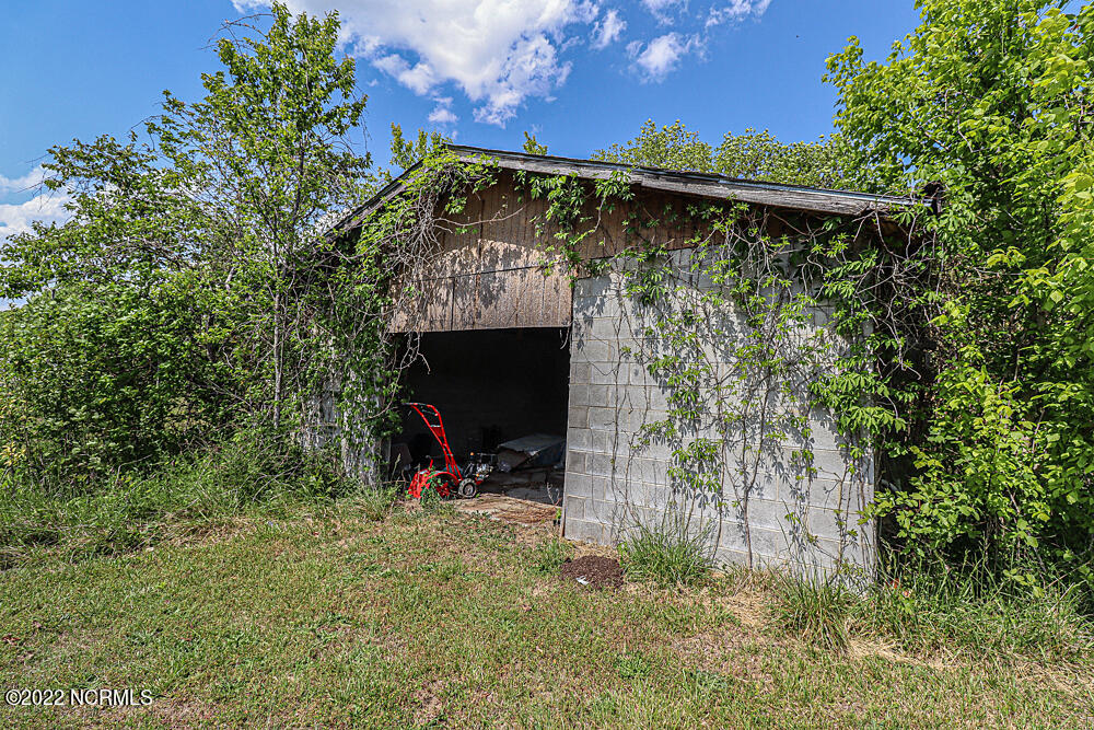 146 Red Oak Road Rocky Mount, NC 27801 - Photo 7 of 49 IMG_2371