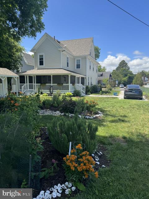 1109 Locust Street Cambridge, MD 21613 - Photo 12 of 55 Garden retreat
