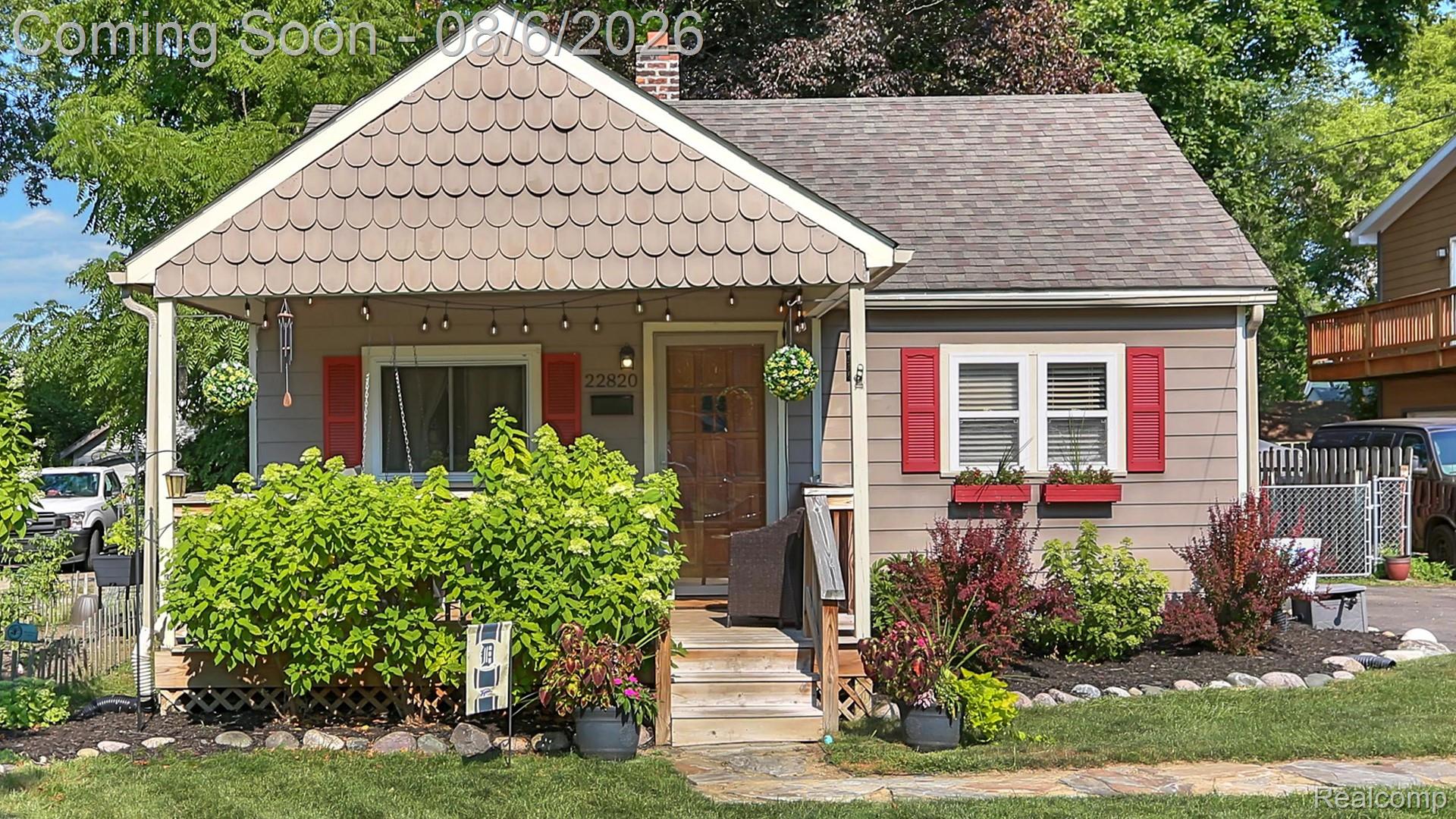 22820 Power Road Farmington, MI 48336 - Photo 2 of 25 main.jpg