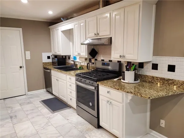 $3,300 | 2473 Woodacres Road Northeast, Atlanta, GA 30345