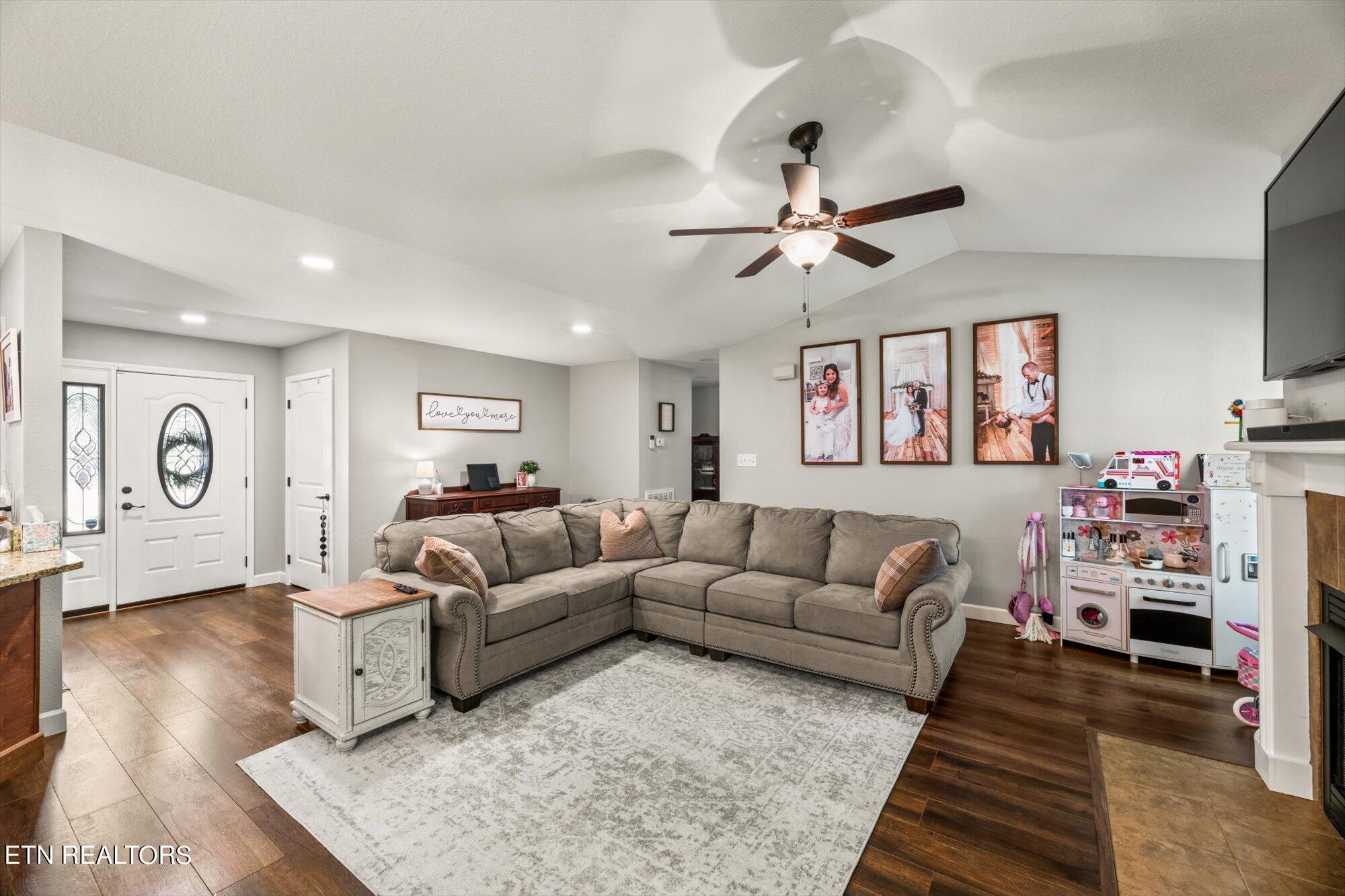 200 Timber Creek Road Maynardville, TN 37807 - Photo 8 of 30 Neutral colors