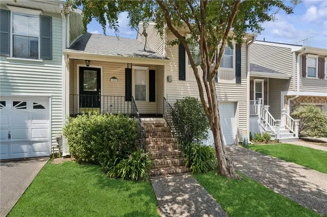 $300,000 | 708 Old Metairie Drive, Metairie, LA 70001