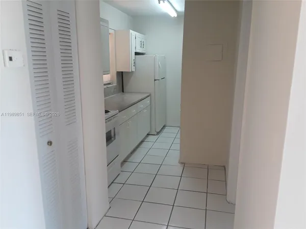 $1,675 | 3675 West 11th Avenue, Unit 216, Hialeah, FL 33012