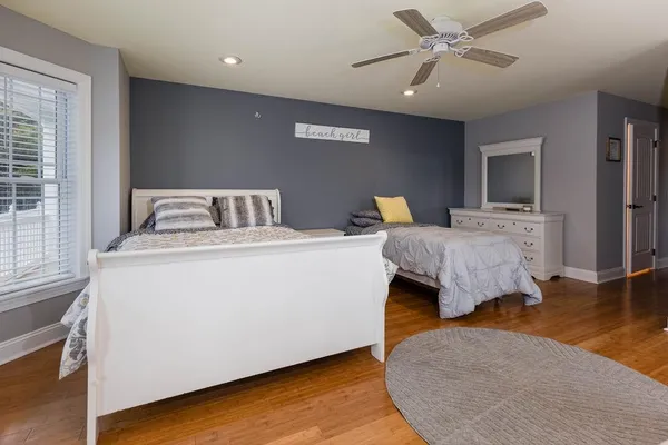 $2,100,000 | 208 East 4th Avenue, North Wildwood, NJ 08260