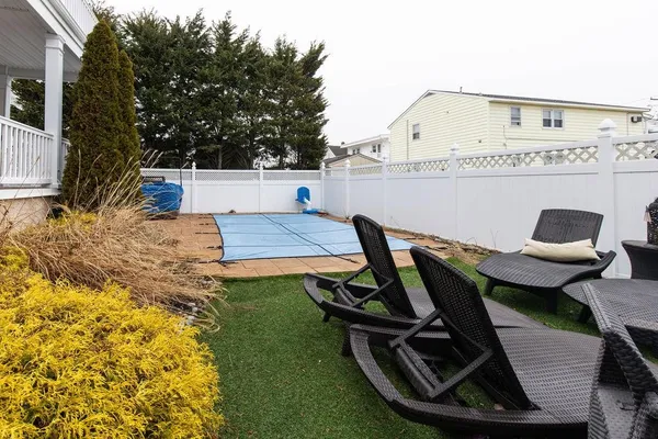 $2,100,000 | 208 East 4th Avenue, North Wildwood, NJ 08260