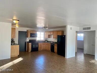 1912 East Roma Avenue Phoenix, AZ 85016 - Photo 2 of 16 Gallery Image 2
