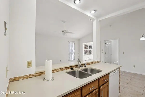 $285,000 | 4508 Middleton Park Circle West, Jacksonville, FL 32224