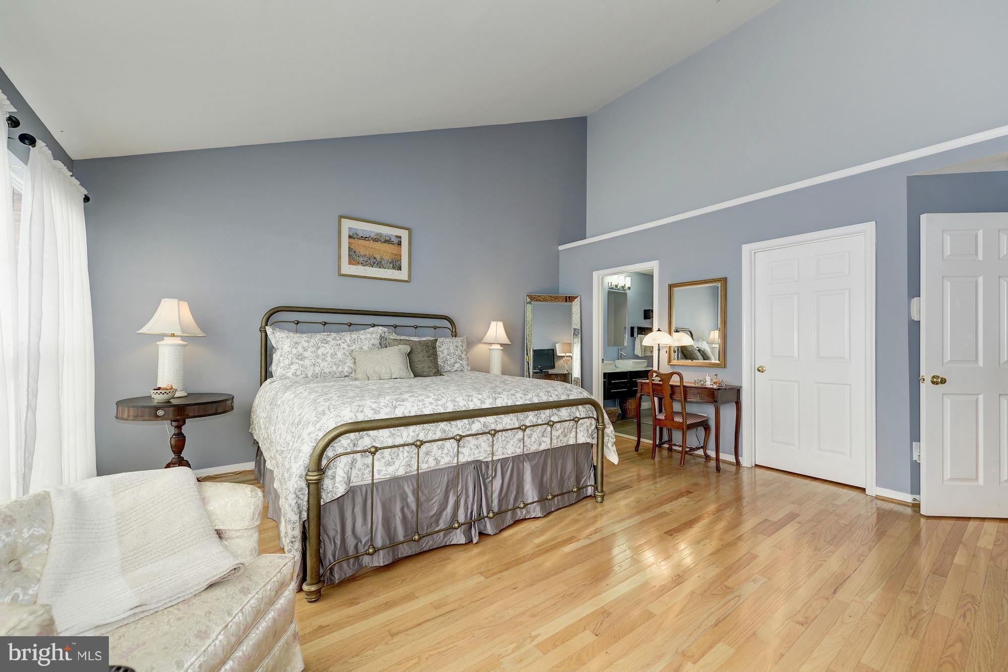 12071 Trumbull Way, Unit 20716 Reston, VA 20190 - Photo 16 of 24 Bedroom (Master)