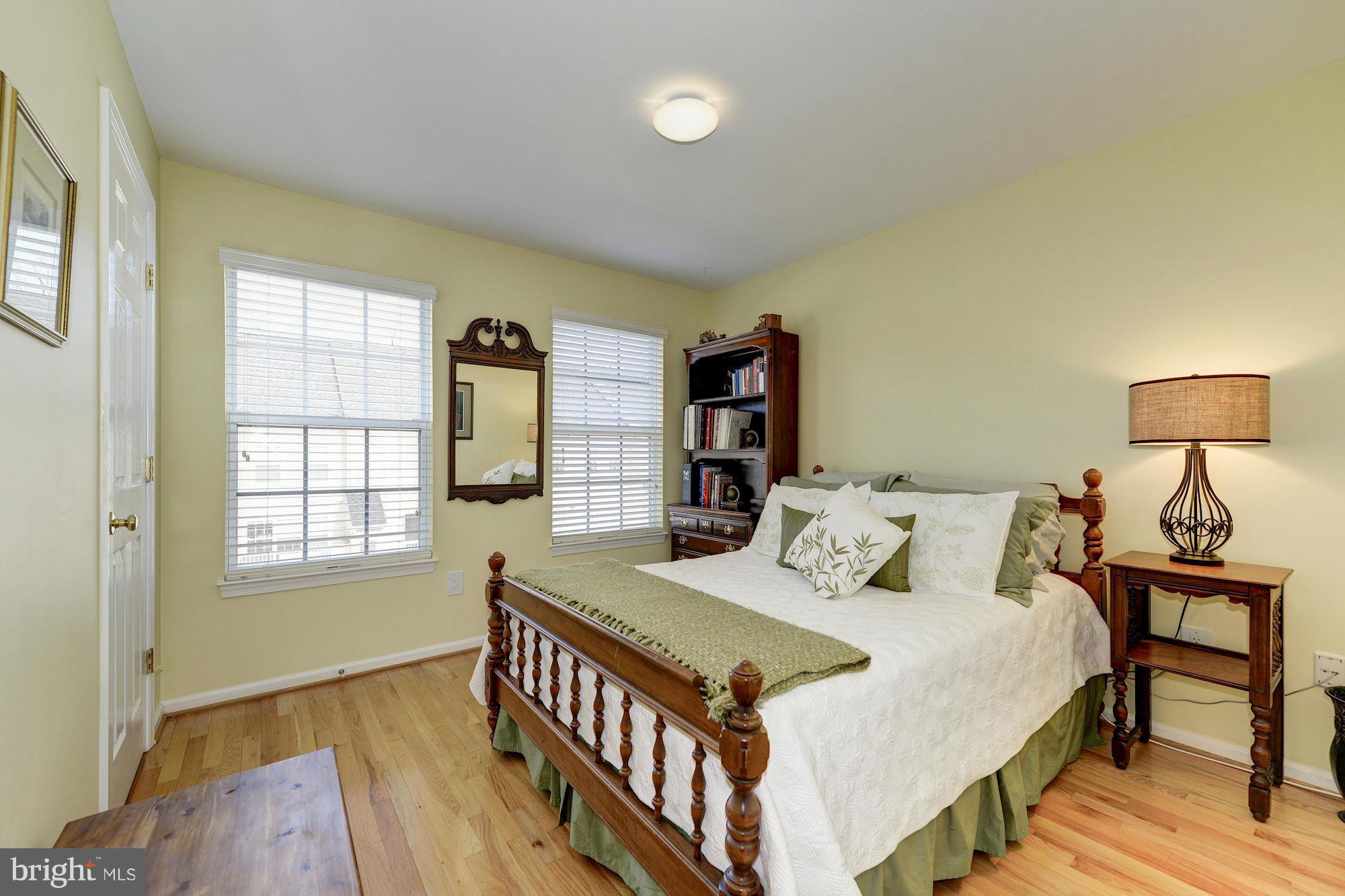 12071 Trumbull Way, Unit 20716 Reston, VA 20190 - Photo 20 of 24 Bedroom