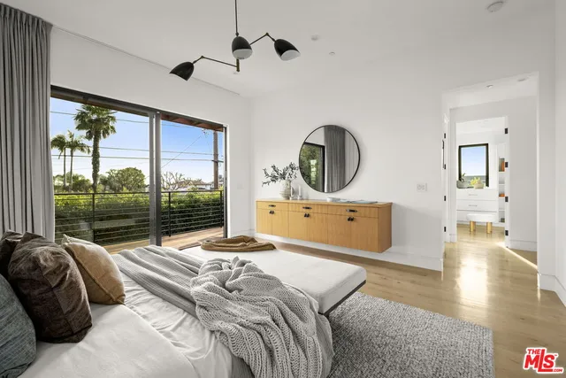 $3,995,000 | 12506 Appleton Way, Los Angeles, CA 90066