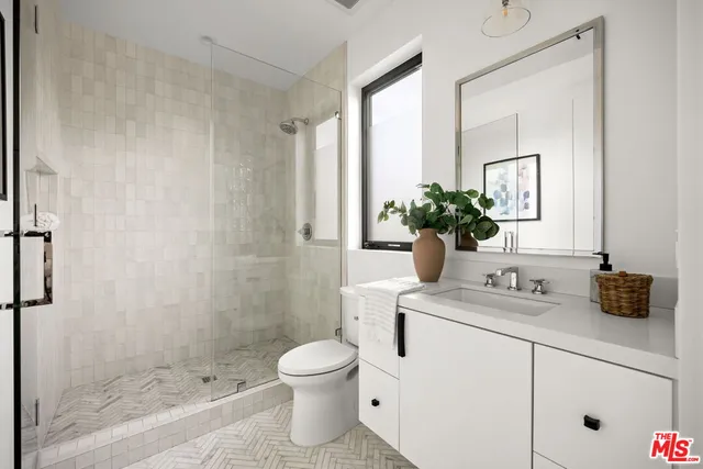 $3,995,000 | 12506 Appleton Way, Los Angeles, CA 90066