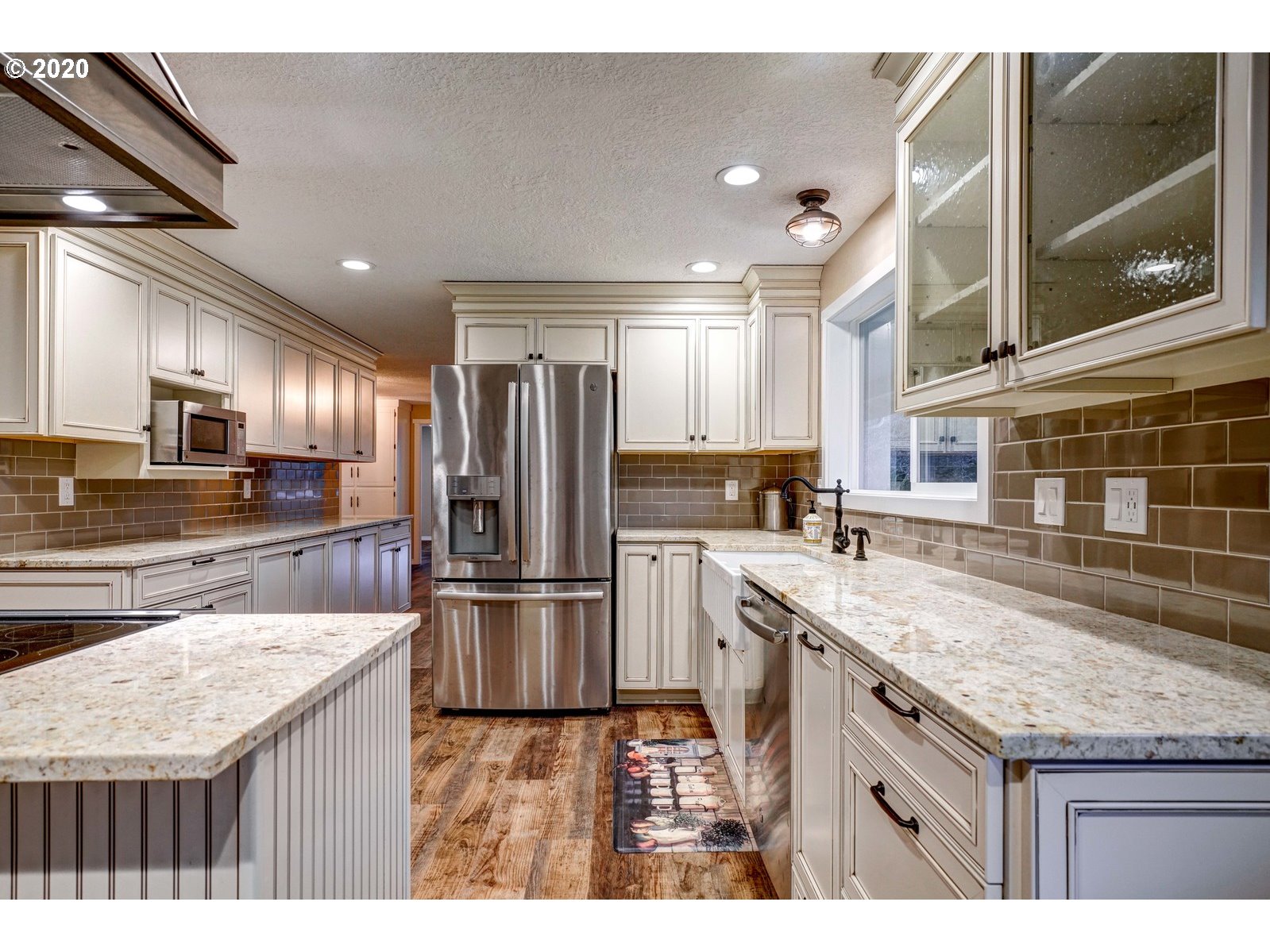 15520 Strong Road Dallas, OR 97338 - Photo 14 of 29