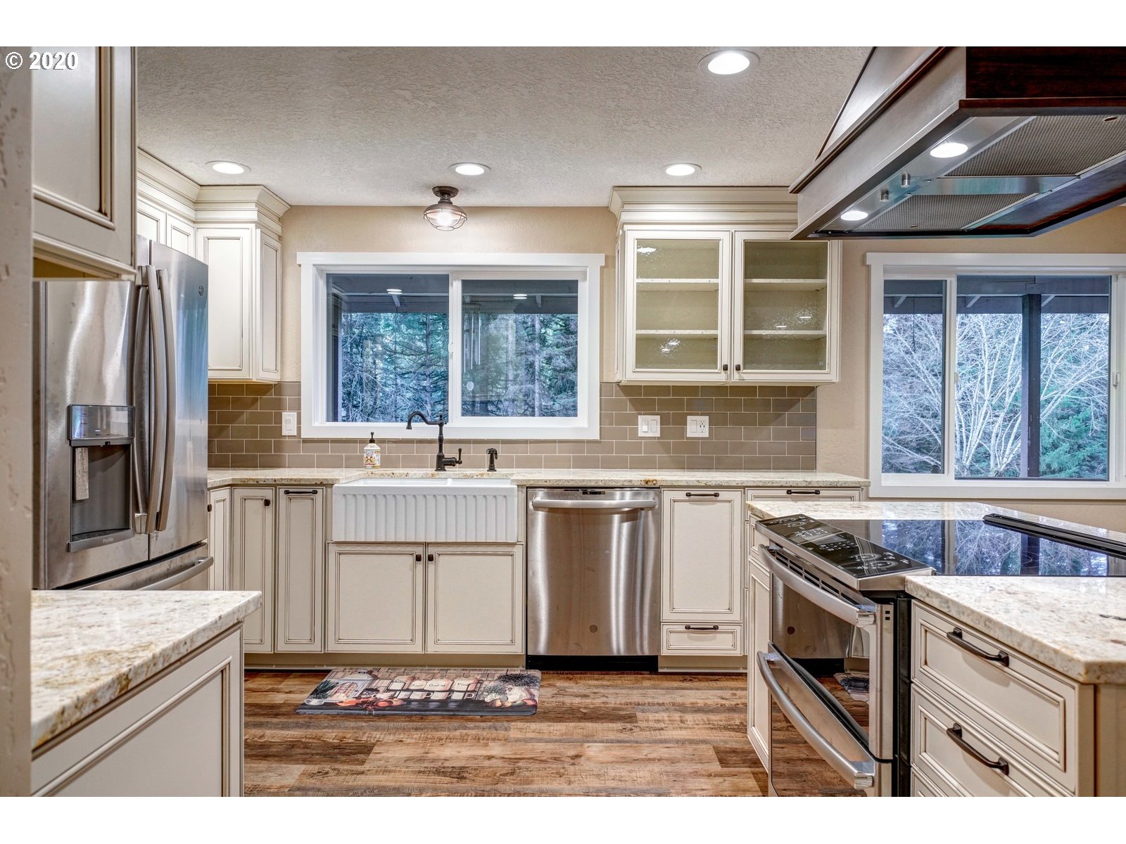 15520 Strong Road Dallas, OR 97338 - Photo 17 of 29