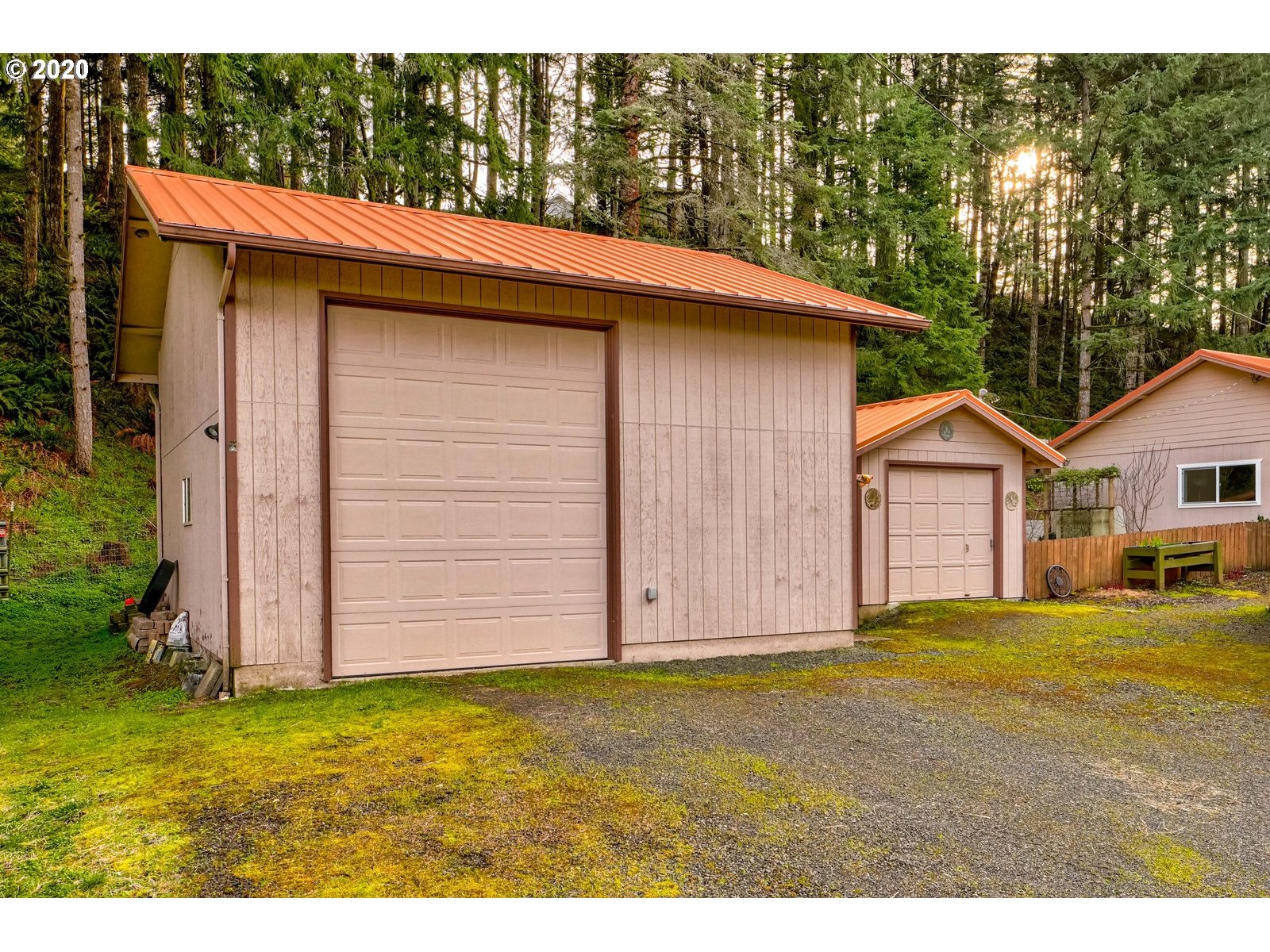 15520 Strong Road Dallas, OR 97338 - Photo 24 of 29