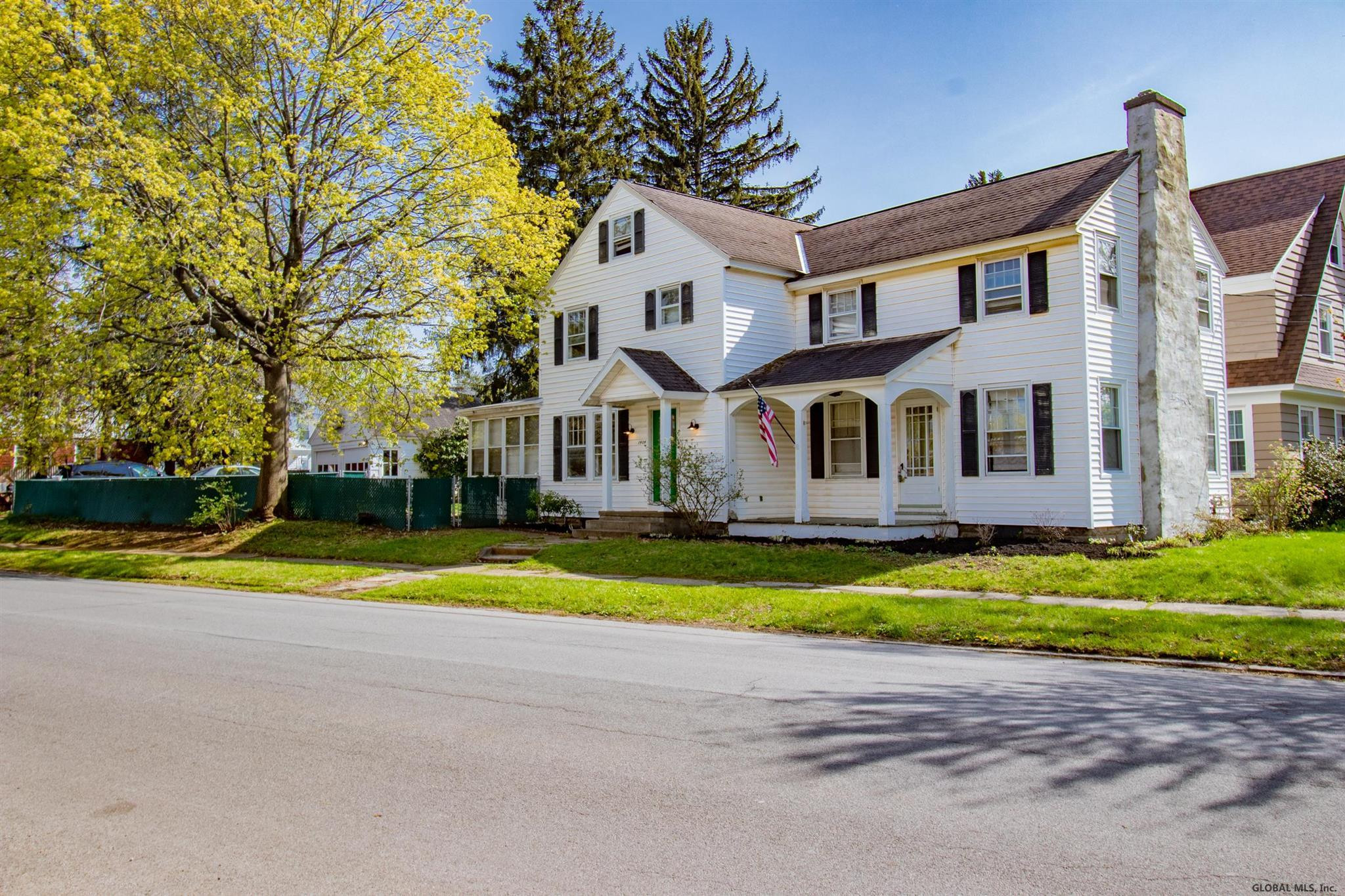 1202 Ardsley Road Schenectady, NY 12308 - Photo 4 of 60 Photo 4