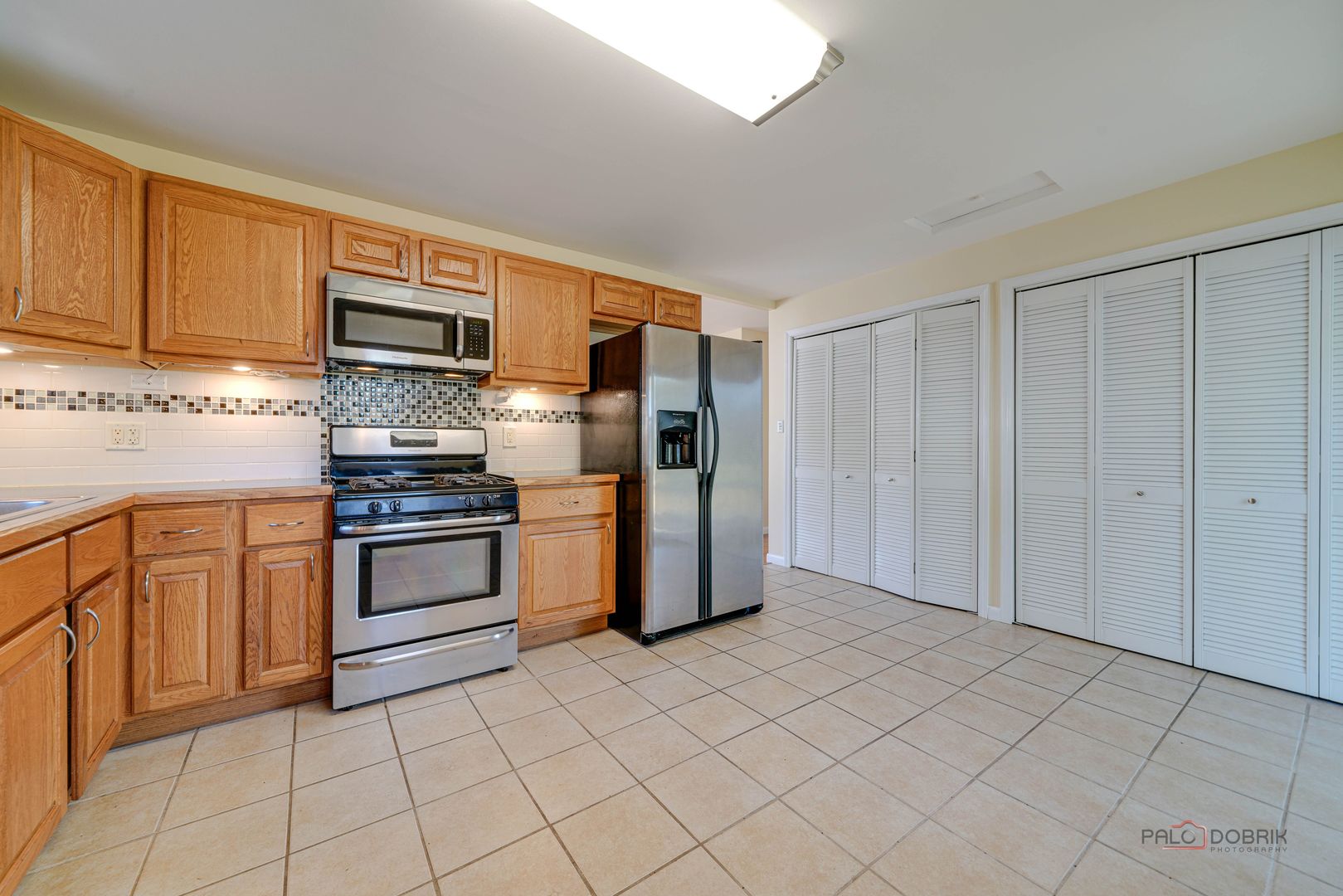 1108 Highland Road Mundelein, IL 60060 - Photo 8 of 25 Gallery Image 8