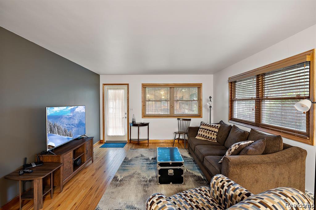 836 Miller Avenue Rochester, MI 48307 - Photo 16 of 38