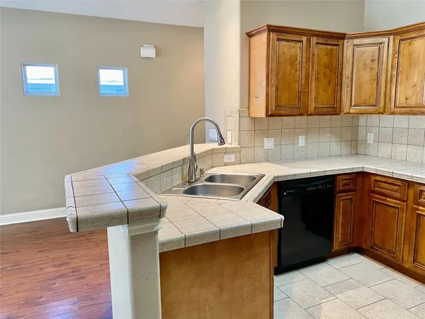 $1,750 | 7504 Bennett Avenue, Unit B, Austin, TX 78752
