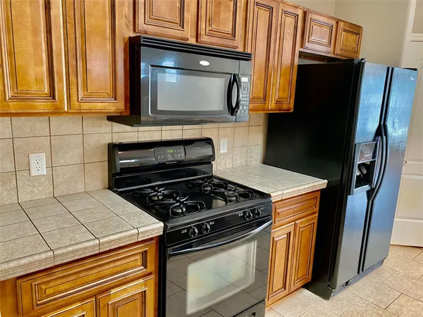 $1,750 | 7504 Bennett Avenue, Unit B, Austin, TX 78752