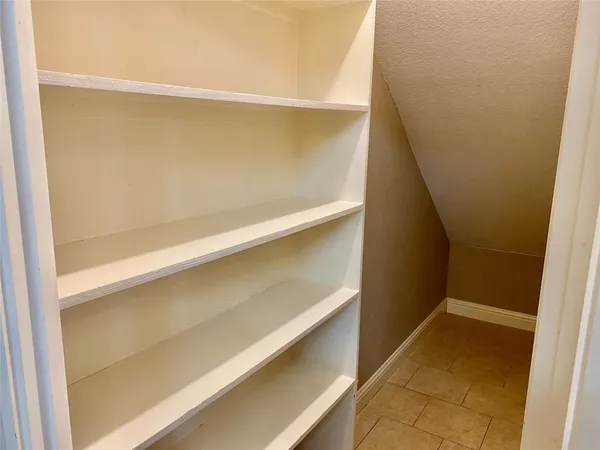 $1,750 | 7504 Bennett Avenue, Unit B, Austin, TX 78752