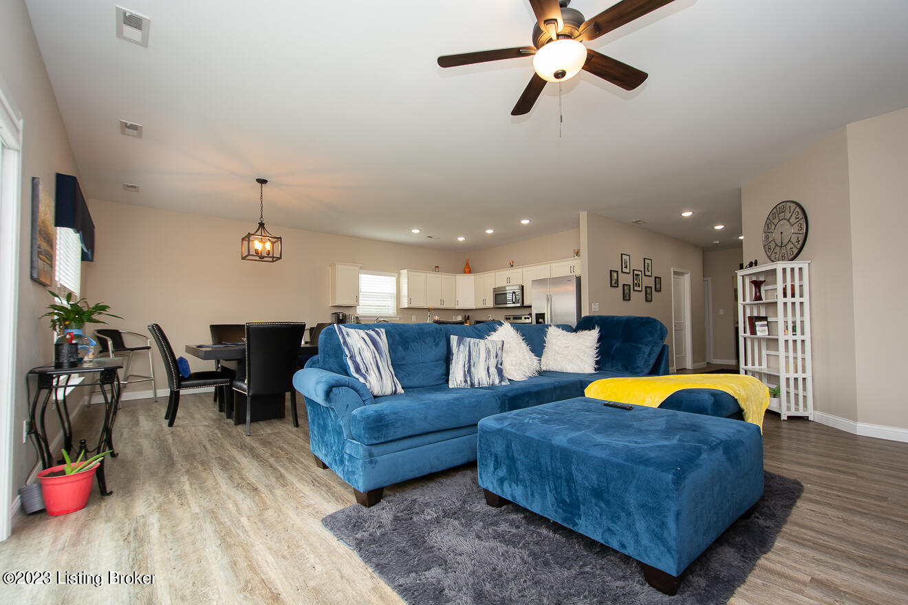 81 Hunters Ridge Drive Eminence, KY 40019 - Photo 6 of 29 HuntersRidge -9