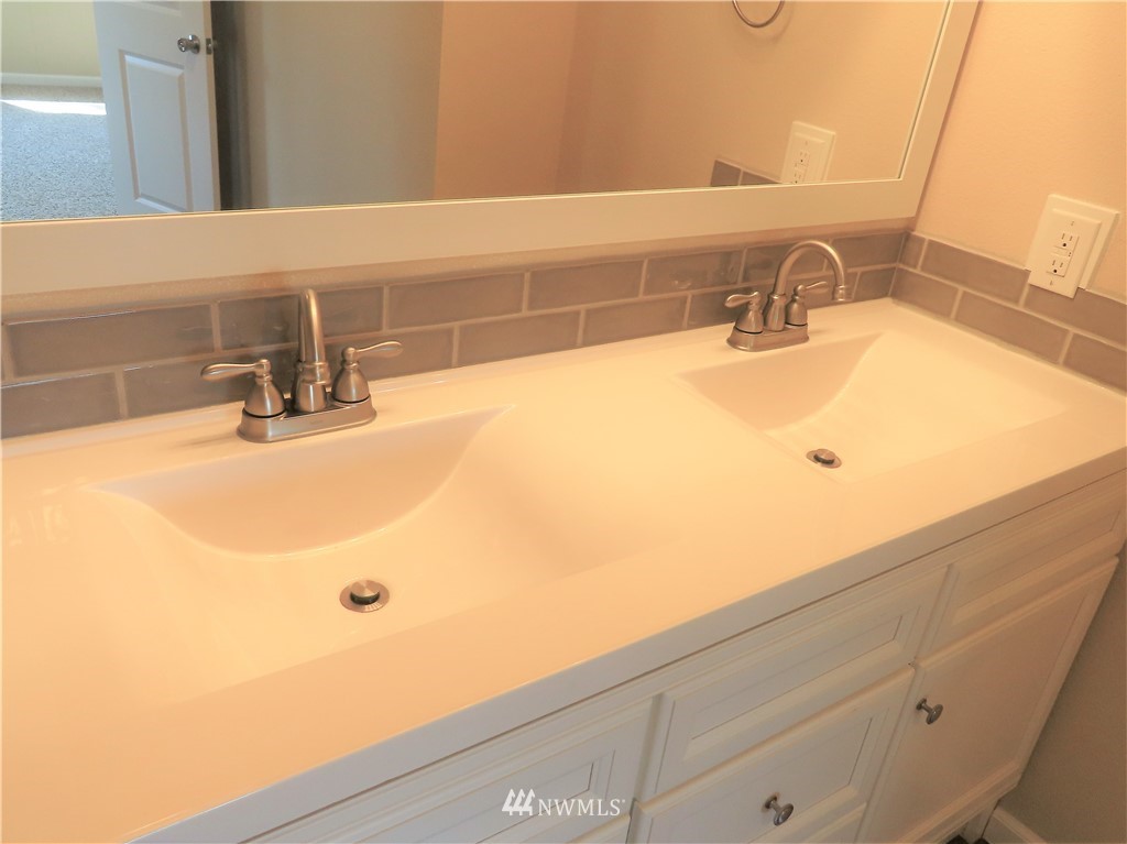 19135 Guava Street Southwest Rochester, WA 98579 - Photo 17 of 29