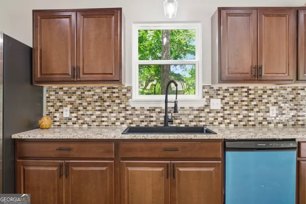 $240,000 | 55 Reece Street, Menlo, GA 30731