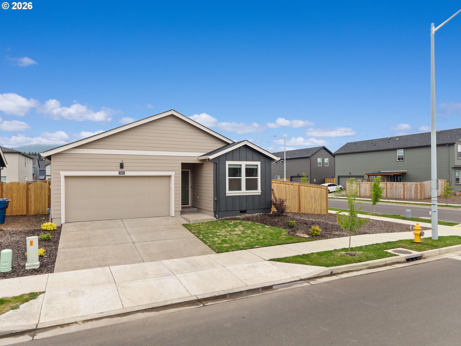 2956 U Street Springfield, OR 97477 - Photo 2 of 38 Gallery Image 2