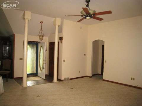 13407 Maple Road Birch Run, MI 48415 - Photo 16 of 62 20437933-15.JPG