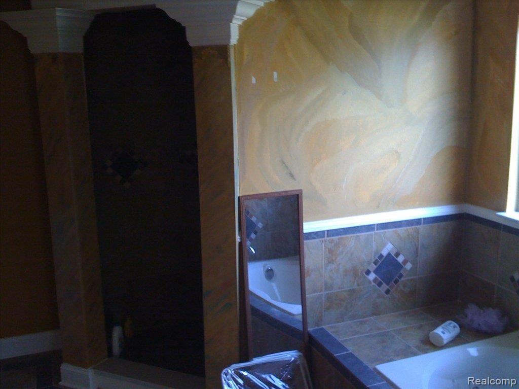 647 South Gulley Road Dearborn, MI 48124 - Photo 7 of 12 IMG_0689