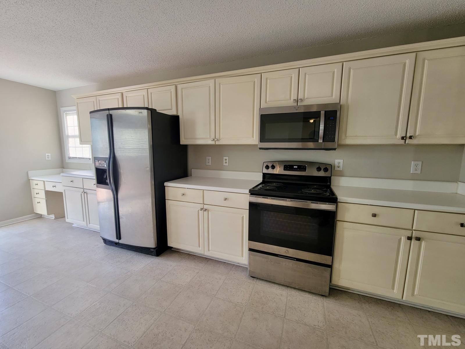 709 Cattail Circle Raleigh, NC 27610 - Photo 4 of 21 Photo #4