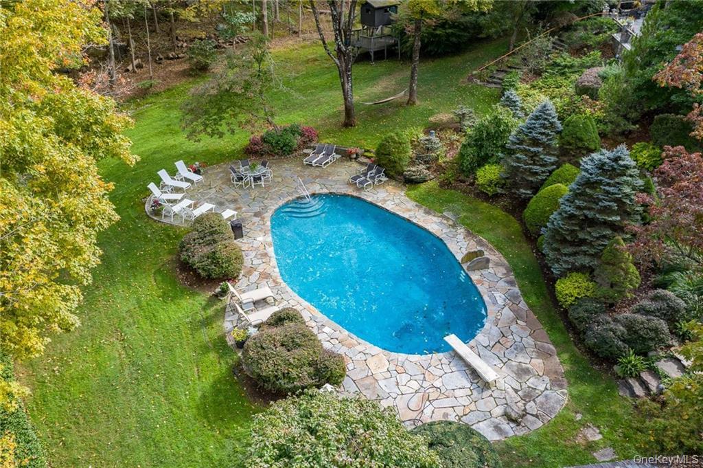217 Trinity Pass Road Pound Ridge, NY 10576 - Photo 5 of 35