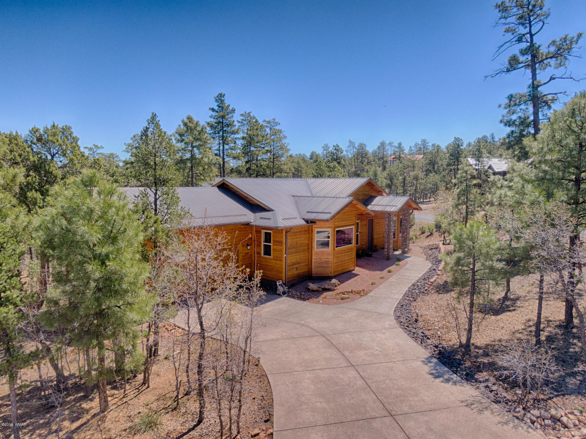 2100 South High Sierra Court Show Low, AZ 85901 - Photo 2 of 29