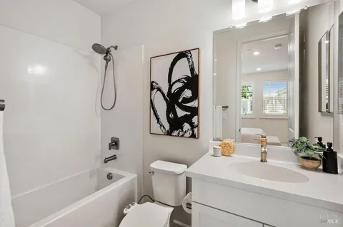 $950,000 | 13 Idro Way, Novato, CA 94945