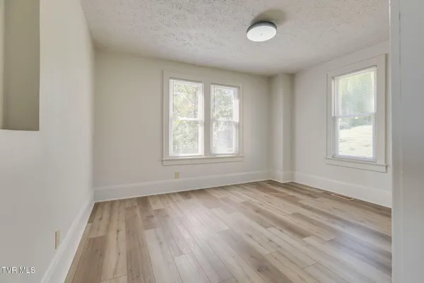 $325,000 | 548 Floyd Street, Bristol, VA 24201