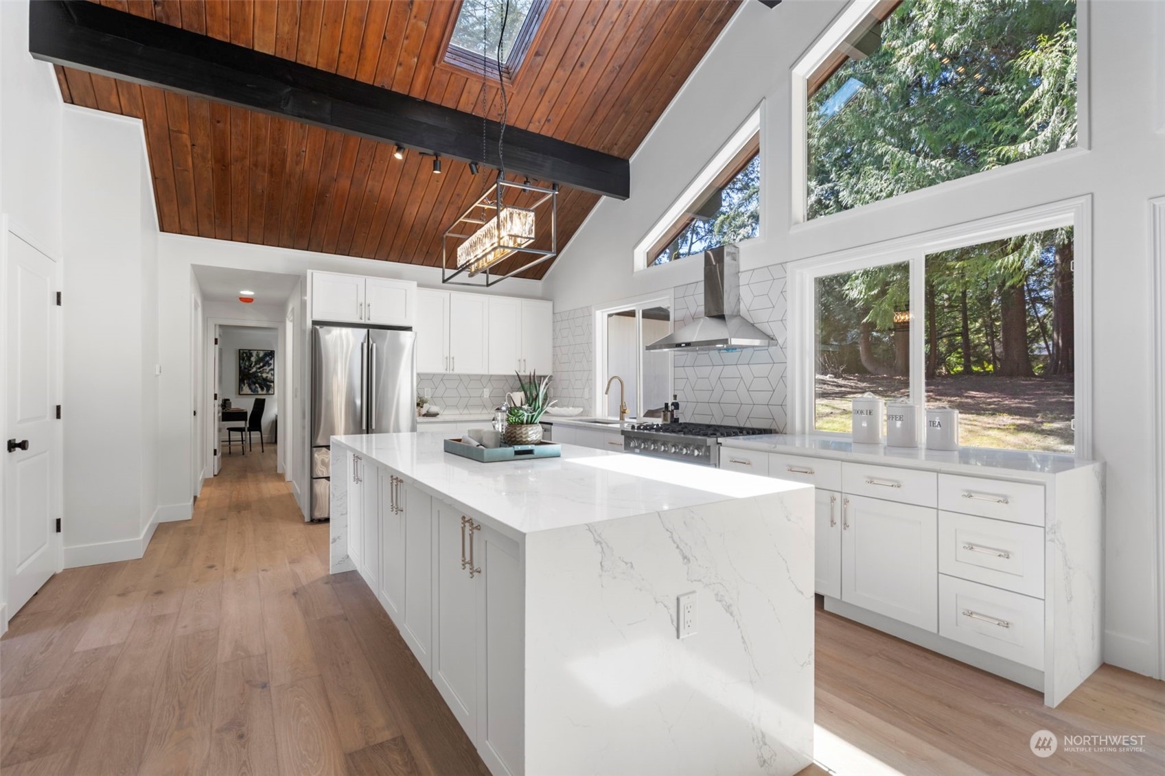 12713 184th Avenue Southeast Renton, WA 98059 - Photo 11 of 39 Gallery Image 11