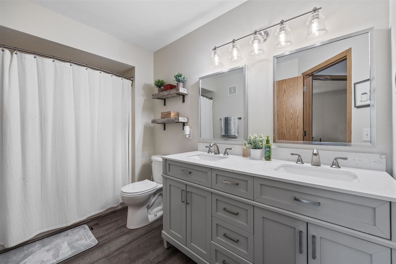 333 Camden Road Iowa City, IA 52245 - Photo 6 of 17 Gallery Image 6