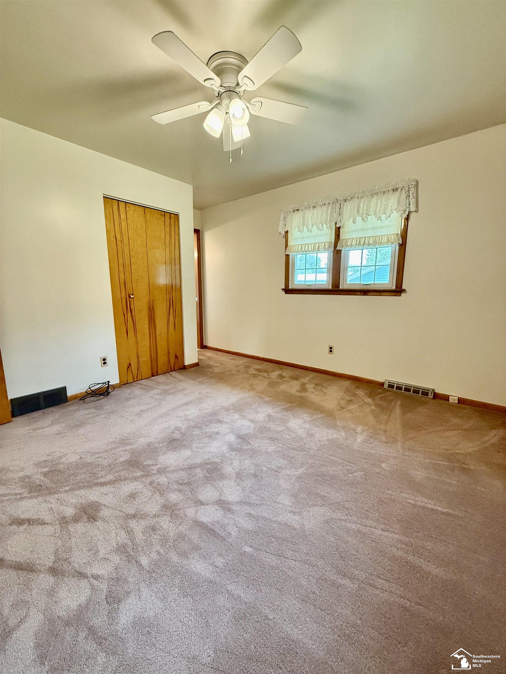 11595 Grafton Road Carleton, MI 48117 - Photo 13 of 43