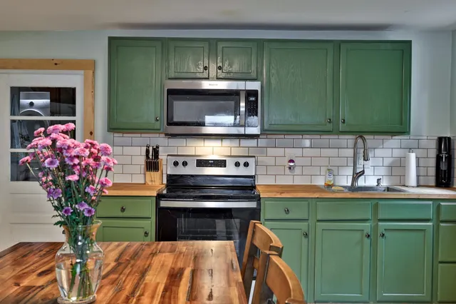 $180,000 | 159 North Main Street, Fair Haven, VT 05743