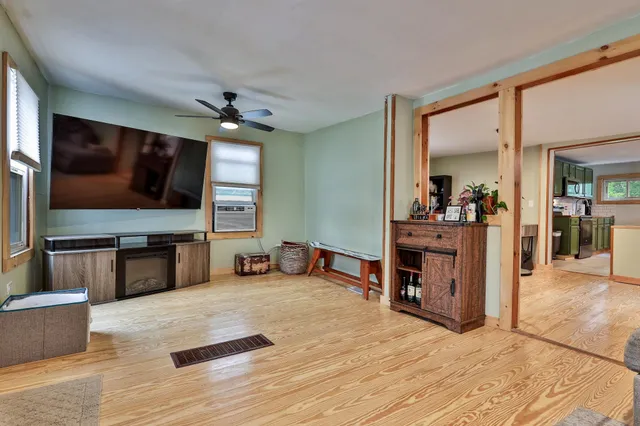 $180,000 | 159 North Main Street, Fair Haven, VT 05743