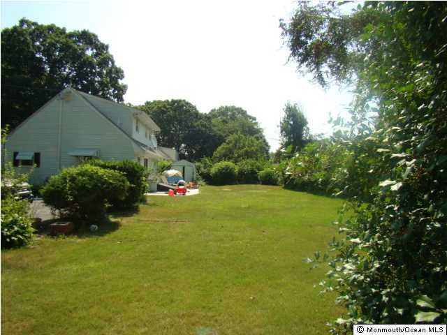 314 Robbins Road Neptune Township, NJ 07753 - Photo 14 of 17 Additional Photo