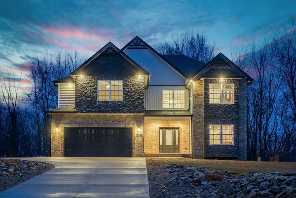 $699,900 | 2854 Benton Ridge Road, Palmyra, TN 37142