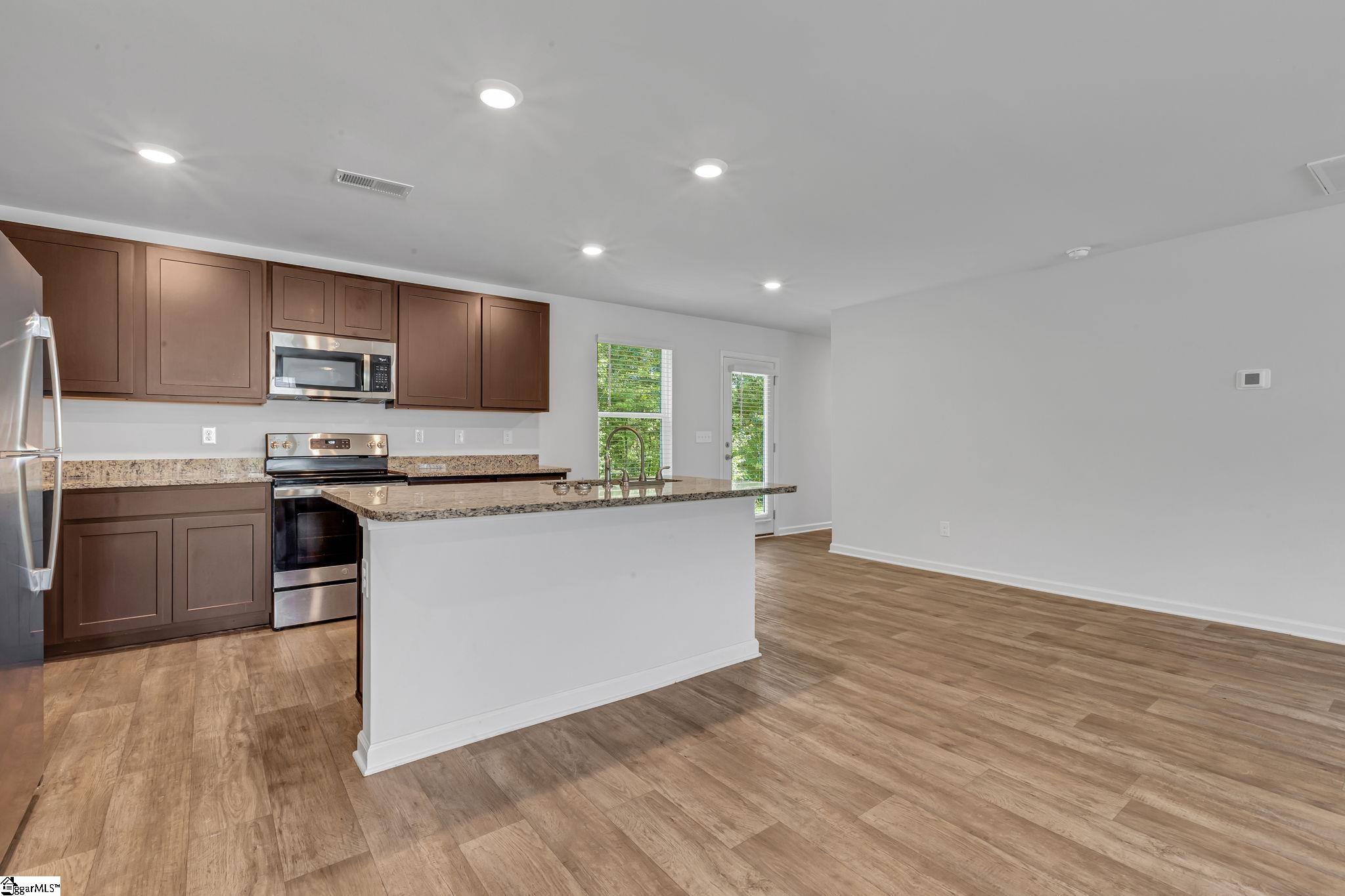 106 Westminster Avenue Anderson, SC 29625 - Photo 14 of 37