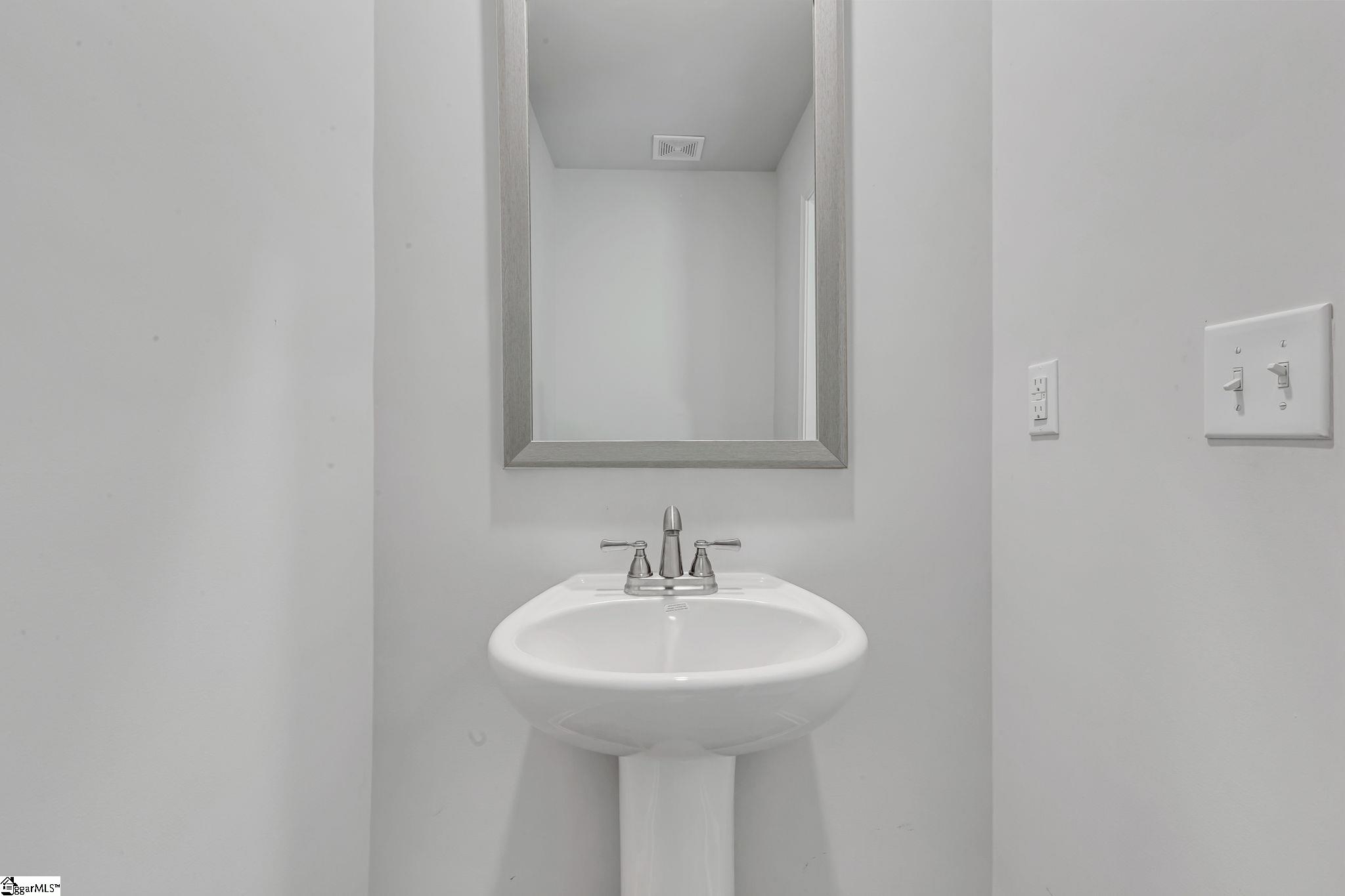 106 Westminster Avenue Anderson, SC 29625 - Photo 18 of 37