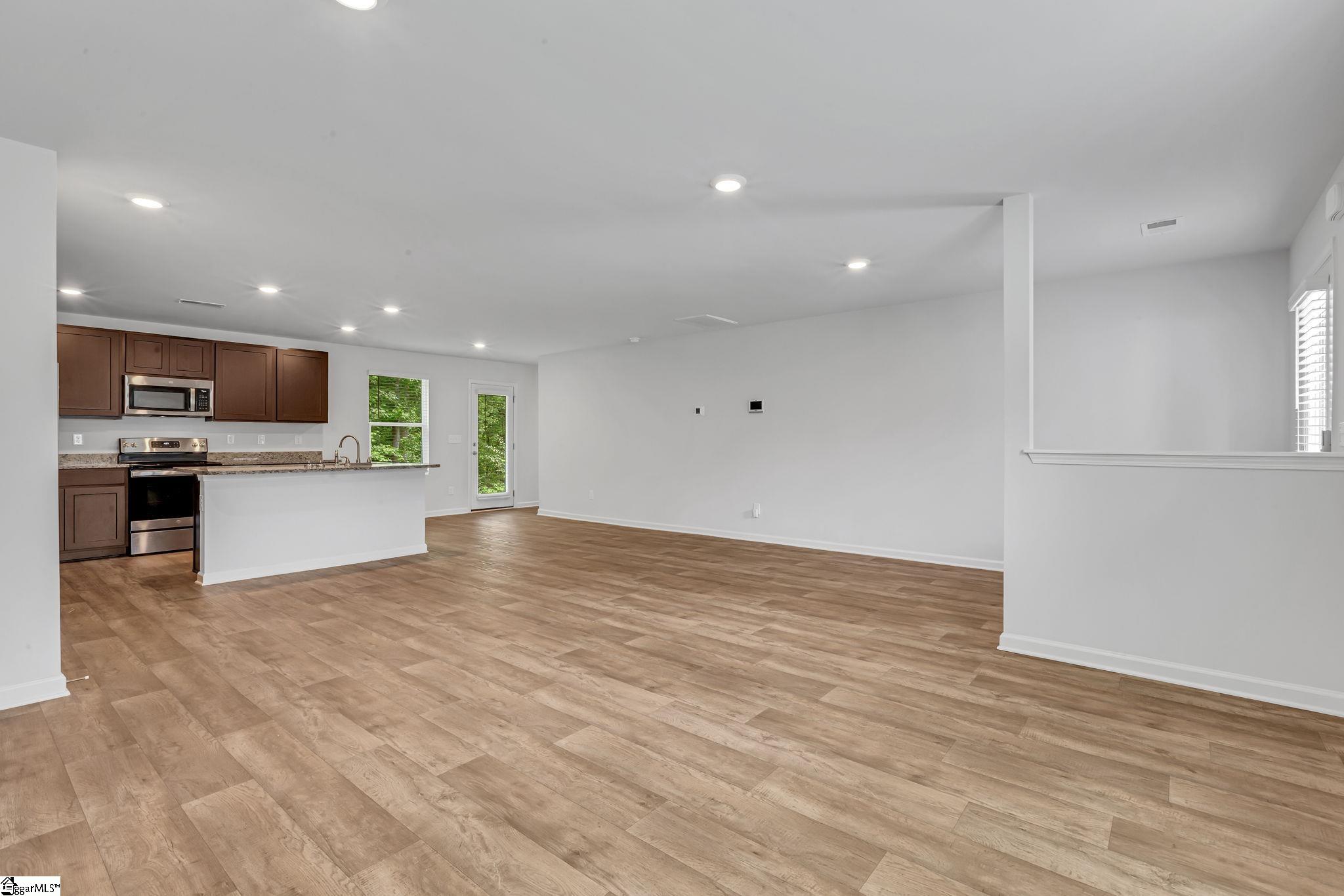 106 Westminster Avenue Anderson, SC 29625 - Photo 6 of 37