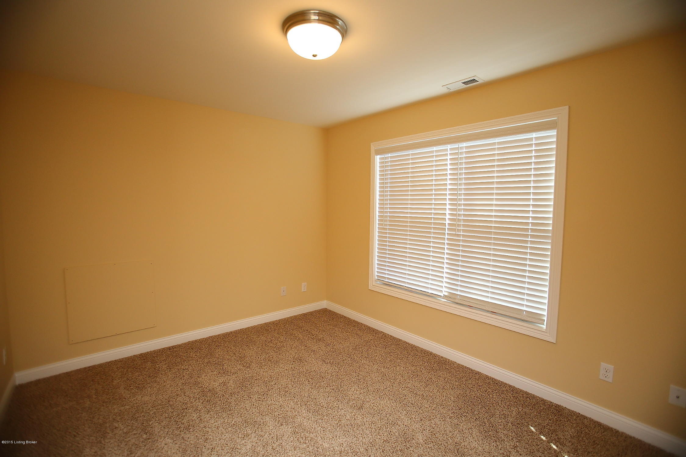 7506 Tempsclair Road Louisville, KY 40220 - Photo 26 of 36 Bedroom