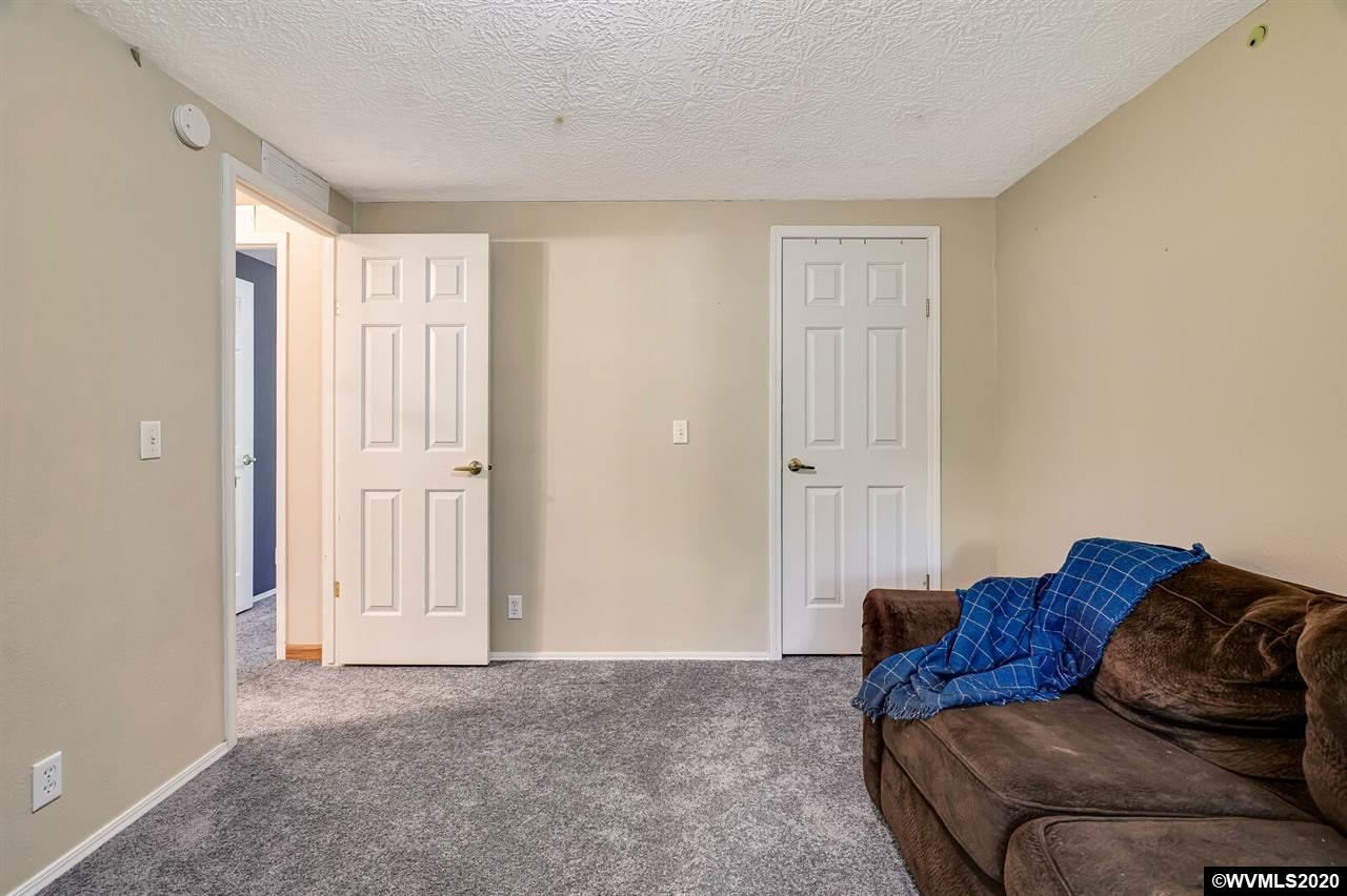 16355 McBee Road Dallas, OR 97338 - Photo 32 of 41