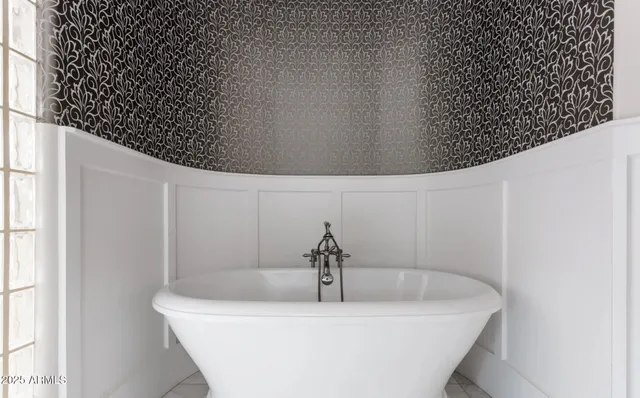 $19,995 | 5718 North 54th Street, Paradise Valley, AZ 85253